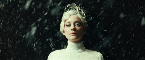 «La Tour de Glace»: Oscura adaptación de La reina de las&nbsp;nieves